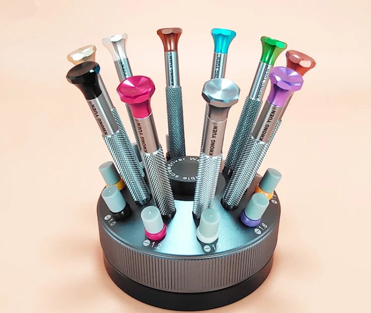 Kwong Yuen Assortment of 10pcs - Watchmaker Screwdriver recensione e prezzo