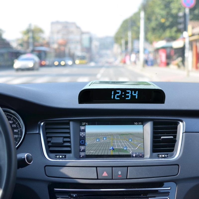 Automobile Solar Powered Clock - Solar Powered Watch recensione e prezzo